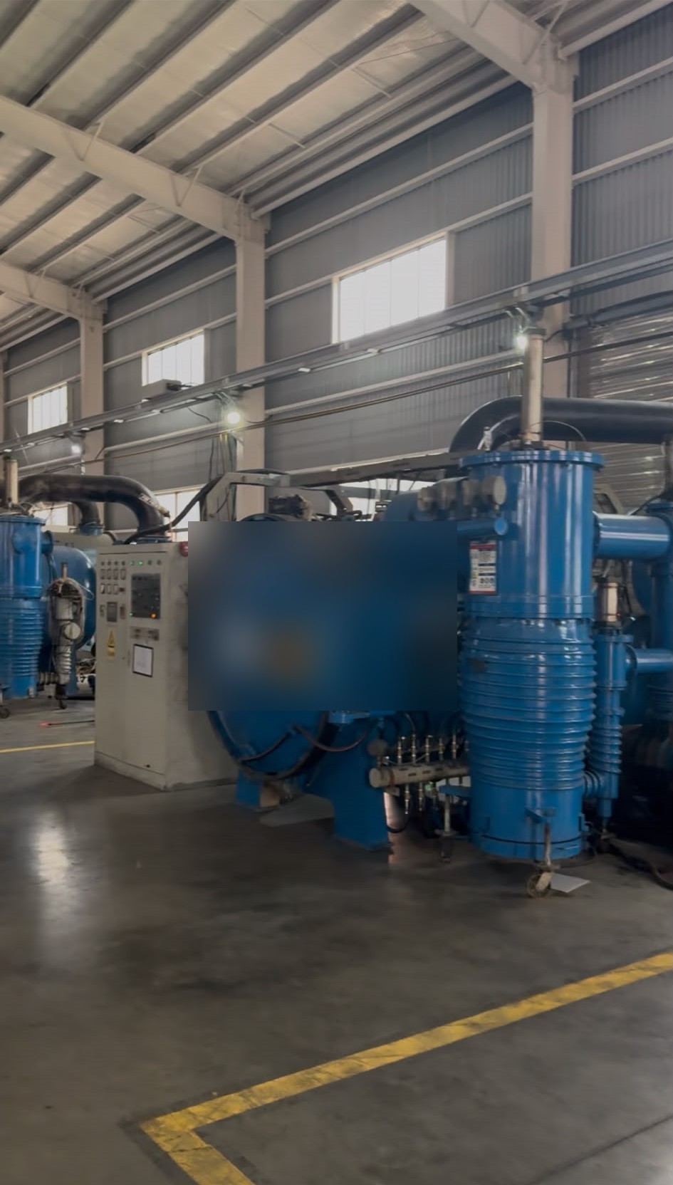 Vacuum sintering furnace